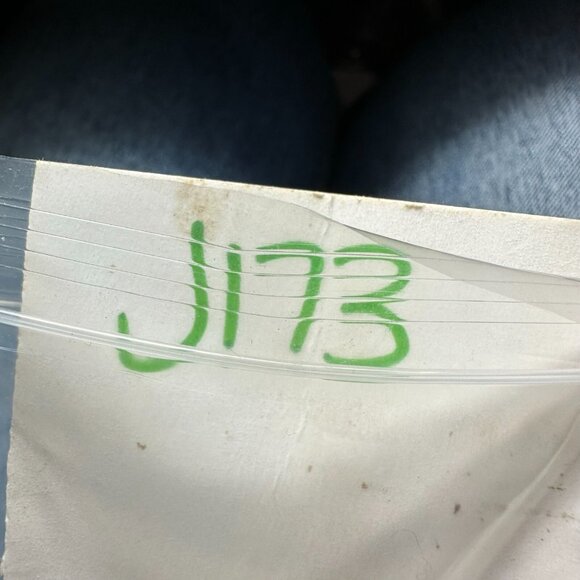 3/$30 Vintage Love Drop Earrings Gold Tone Letter Dangle Pierced Jewelry 1.5" - Picture 10 of 11